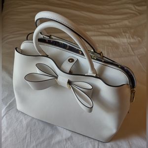 Betsey Johnson White Purse Floral Print Interior w/ Large Bow